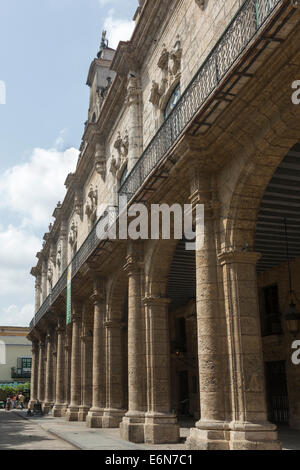 Arcade, Palacio de Los Capitanes Generales, Havanna, Kuba Stockfoto