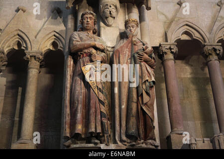 Gotischen Statuen des Markgrafen Eckard II. und seiner Frau Uta im Naumburger Dom in Naumburg, Sachsen-Anhalt, Deutschland. Stockfoto