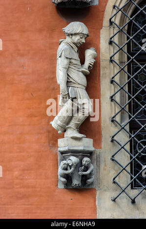 Detail, gotische Rathaus am Marktplatz (Rynek Glowny) in Wroclaw, Polen, Europa Stockfoto