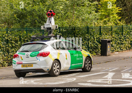 Google Street View Auto mit Kamera auf Dach, Glasgow, Schottland, UK Stockfoto