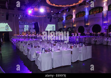 Prominente, die Teilnahme an der traditionellen Filserball 2014 bei Loewenbraeukeller.  Mitwirkende: Atmosphäre wo: München wenn: 21. Februar 2014 Stockfoto