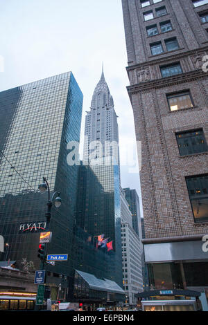 Das Chrysler Gebäude von Park Avenue und 42. Straße Stockfoto