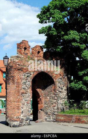 TORUN, Polen: Mittelalterliche Gateway Ruinen im 13. Jahrhundert Teutonic Knights Schloss Stockfoto