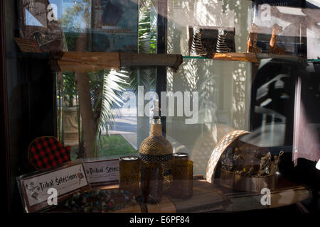 Craft shop Sachbearbeiter Royal Livingstone Hotel. Entspannen und erholen mit jettete Badewannen in den Zimmern in diesem Wellnesshotel in Livings Stockfoto