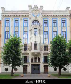 Jugendstil-Fassade des Haus Alberta Iela 8 oder Albert Straße 8, Architekt Mikhail Eisenstein, Riga, Lettland Stockfoto