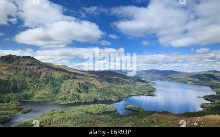 Loch Katrine und Ben Venue angesehen von Ben A'an, Aberfoyle Trossachs Schottland Schottisches Hochland Stockfoto