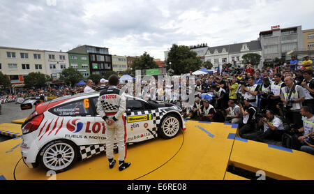 Zlin, Tschechische Republik. 29. August 2014. Kajetan Kajetanowicz und Jaroslaw Baran, Ford Fiesta R5, Polen, Barum Rallye Intercontinental Rally Challenge (IRC) und internationalen Motorsport Meisterschaft der Tschechischen Republik in Zlin, Tschechische Republik, 29. August 2014. Bildnachweis: Dalibor Gluck/CTK Foto/Alamy Live-Nachrichten Stockfoto