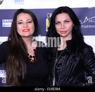 Eski buzuq porno Kirishda etuk rus ayolni sikish