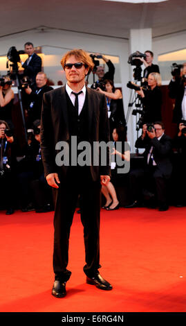 Venedig. 29. August 2014. Schauspieler Michael Shannon posiert auf dem roten Teppich für 99 Häuser, die für den Hauptwettbewerb während der 71. Filmfestspielen von Venedig im Lido von Venedig, Italien am 29. August ausgewählt ist. 2014. Credit: Xu Nizhi/Xinhua/Alamy Live-Nachrichten Stockfoto