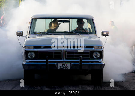 Burnout-Event in Västerås, Schweden 2014 Power Big Meet Stockfoto