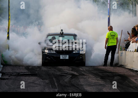 Burnout-Event in Västerås, Schweden 2014 Power Big Meet Stockfoto