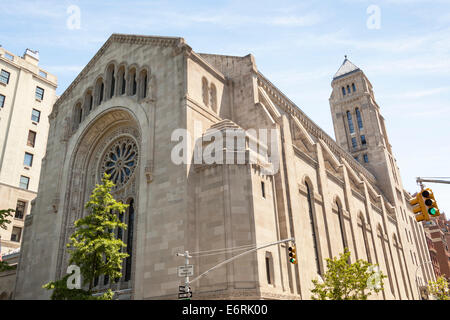 Temple Emanu-El, auch bekannt als Emanuel-Synagoge, Fifth Avenue, Manhattan, New York City, New York, USA Stockfoto