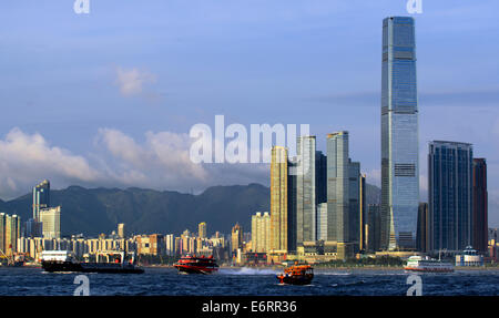 Die neue Skyline von Kowloon und Hong Kong das höchste im Bau Bau, The International Commerce Center ICC. Stockfoto