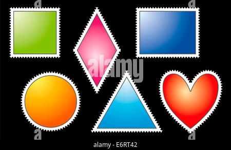 Bunte Variationen von Briefmarken in Form von ein Quadrat, Raute, Rechteck, Kreis, Dreieck und Herzen auf schwarzem staatlich Stockfoto