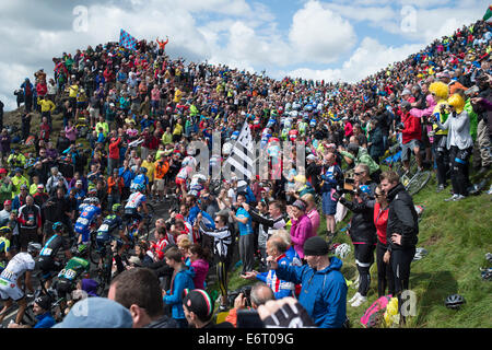 2014 Tour de France in Yorkshire auf dem Buttertubs Pass Stockfoto