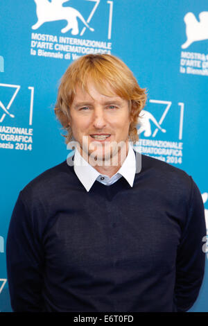 Venedig, Italien. 29. August 2014. Schauspieler Owen Wilson stellt bei dem Fototermin von "ist sie lustige Art und Weise, dass" während der 71. Filmfestspielen in Venedig, Italien, 29. August 2014. Foto: Hubert Boesl - NO-Draht-SERVICE-/ Dpa/Alamy Live News Stockfoto