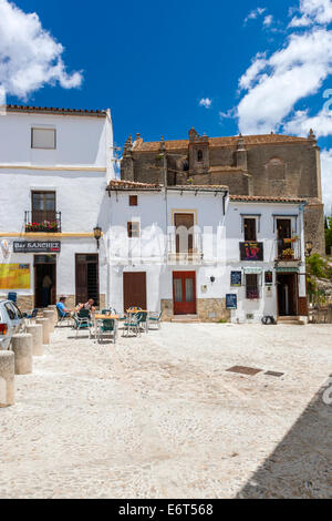 Blick Richtung der Iglesia del Espiritu Santo im Ronda, Provinz Malaga, Andalusien, Spanien, Europa. Stockfoto