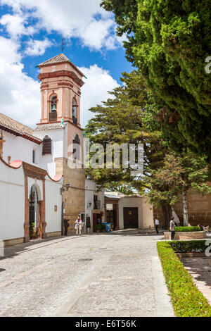 Die Kirche Santa María la Mayor, Ronda, Malaga Provinz, Andalusien, Spanien, Europa. Stockfoto