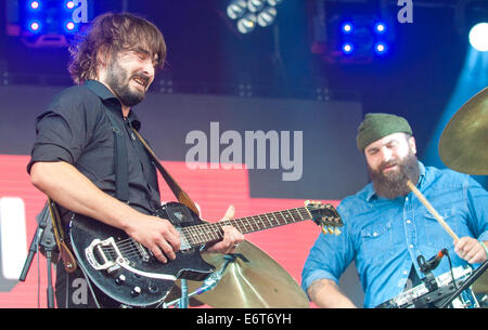 Royal Jersey Showground, Trinity, Jersey, 30. August 2014. Royal Jersey Showground, Trinity, Jersey. 30. August 2014. Jersey Live Festival Trinity Kanalinseln. Australische Band Graveltones erklingt in Jersey Live Festival © Charlie Bryan/Alamy Live News Bildnachweis: Charlie Bryan/Alamy Live News Stockfoto