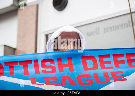 London, UK. 30. August 2014.  Süd-Ost-Allianz rechtsextremen nationalistischen protestieren 2014 Credit: Guy Corbishley/Alamy Live News Stockfoto