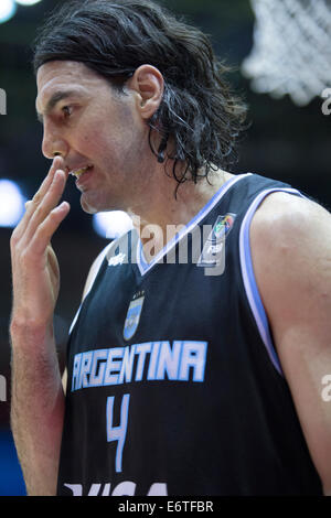 Sevilla, Spanien. 30. August 2014. Luis Scola Argentinien reagiert während des ersten Tages Gruppe B Spiel gegen Puerto Rico von der Basketball-Weltmeisterschaft Spanien 2014, in des Sports kommunale Pavillon in Sevilla, Spanien, am 30. August 2014. Bildnachweis: Juan Jose Ubeda/Xinhua/Alamy Live-Nachrichten Stockfoto