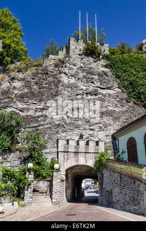 Mittelalterliche Sion, Schweiz. Mittelalterliche tunnel in Sion (Sitten in deutscher Sprache) die Hauptstadt des Kantons Wallis. Stockfoto