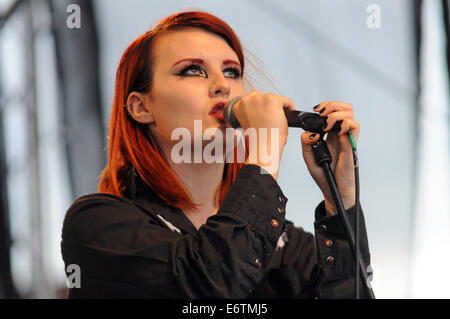 London, UK, 30. August 2014, Ren Harview führt in der Queen Elizabeth Olympic Park als Teil des Mayor of London Liberty Festival. Bildnachweis: JOHNNY ARMSTEAD/Alamy Live-Nachrichten Stockfoto