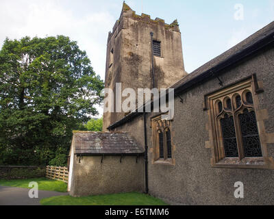 St. Oswald Kirche in der Ortschaft Grasmere im Lake District, Cumbria, England Stockfoto