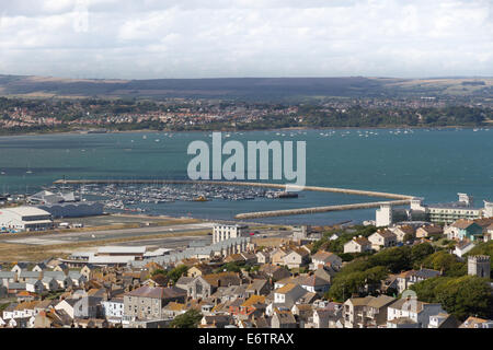 Hafen von Portland und Weymouth Bucht gesehen aus Portland Höhen in Dorset Stockfoto