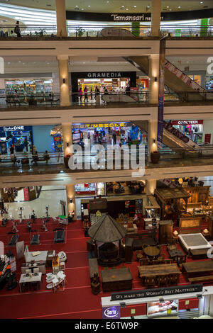 Yogyakarta, Java, Indonesien.  Ambarrukmo Shopping Mall. Stockfoto