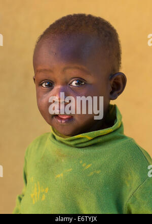 Mingi Baby gerettet, im Omo-Kind-Stiftung, Jinka, Omo-Tal, Äthiopien Stockfoto