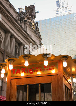 Taxistand, 42nd Street im Grand Central Terminal, NYC Stockfoto