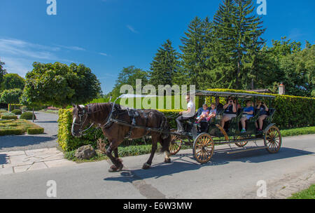 Pferdekutsche Kutsche am Niagara Parks Schule für Gartenbau in Niagara Falls Ontario Kanada Stockfoto