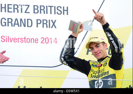 Silverstone im Vereinigten Königreich. 31. August 2014. MotoGP2. Britisches großartiges Prix. Maverick Viñales auf Podest. Bildnachweis: Aktion Plus Sport/Alamy Live-Nachrichten Stockfoto