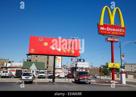 McDonald's Plakat soll wie eine Sonnenuhr. Chicago, 2006 Stockfoto