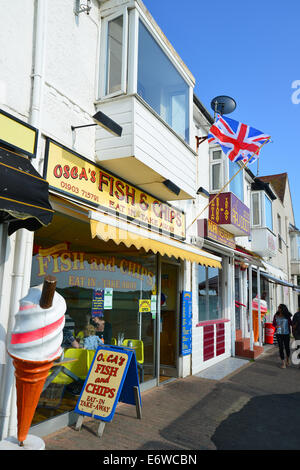 Fish &amp; Chips Restaurant am Meer, Littlehampton, West Sussex, England, Vereinigtes Königreich Stockfoto