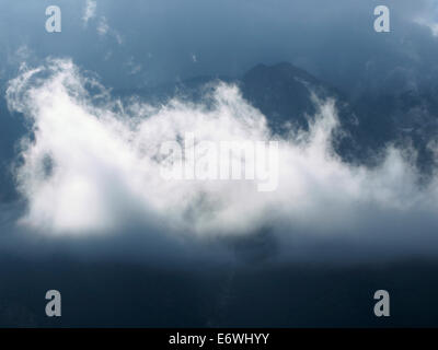 Nebel, clearing über Berge auf der Tour von Mont Blanc, Le Tour, Frankreich Stockfoto