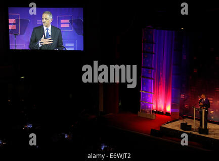 13. jährlichen Human Rights Campaign mehr New York Gala im Waldorf Astoria mit: Eric Holder wo: New York, Vereinigte Staaten von Amerika bei: 8. Februar 2014 Stockfoto