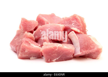 Stücke von frischem Schweinefleisch auf weißem Hintergrund. Closeup. Stockfoto