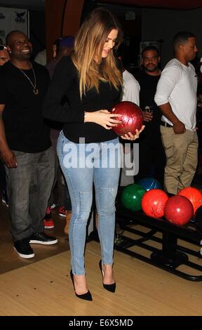 Die Robin Hood Projekt Celebrity Bowling im Bowling Alley mit Pinz: Khloe Kardashian wo: Studio City, Kalifornien, Vereinigte Staaten, wann: 15. Februar 2014 Stockfoto