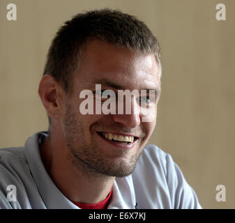 Prag, Tschechische Republik. 1. September 2014. Ondrej Synek, spricht Tschechisch Goldmedaillengewinner von World Rowing Meisterschaft 2014 in Amsterdam während einer Pressekonferenz in Prag, Tschechische Republik, am Montag, 1. September 2014. Bildnachweis: Michal Krumphanzl/CTK Foto/Alamy Live-Nachrichten Stockfoto