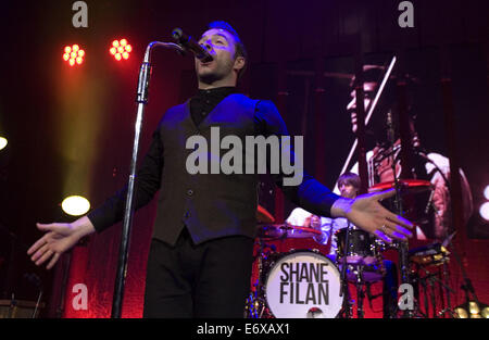 Irischer Sänger Shane Filan führt einen Headliner-Gig im Glasgow Royal Concert Hall Featuring: Shane Filan Where: Glasgow, Vereinigtes Königreich: 25. Februar 2014 Stockfoto