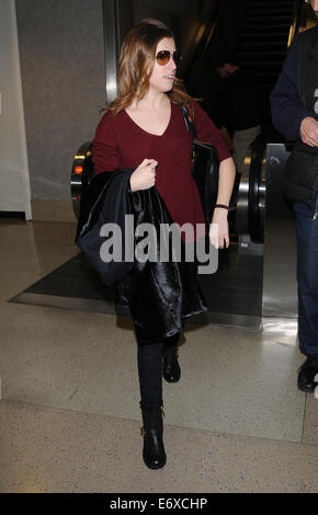 Anna Kendrick am Los Angeles International Airport (LAX) mit: Anna Kendrick wo: Los Angeles, California, Vereinigte Staaten von Amerika bei: 25. Februar 2014 Stockfoto