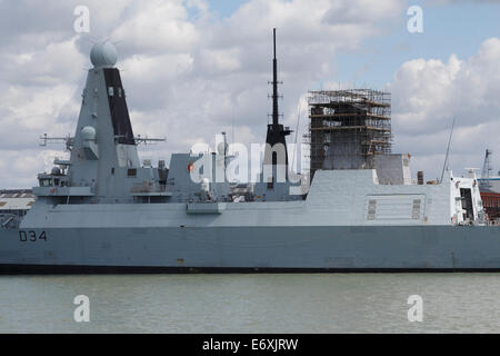 HMS Diamond Typ 45 Daring-Klasse Luft Verteidigung Zerstörer Portsmouth dockt Hampshire England uk gb Stockfoto