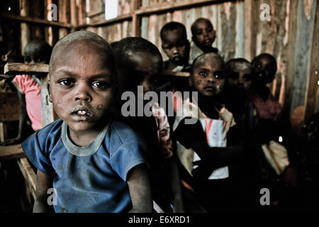 Kinder in einem Massai-Dorf Schule, Kenia, Afrika Stockfoto