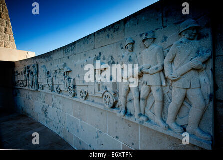 Verdun WW1 Battlefield Site, Verdun-Sur-Meuse, Frankreich. März 2014 hier gesehen: The Voie Sacree Memorial. Die Voie Sacree oder Heiligen Stockfoto