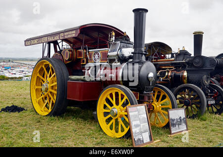 Eine ungewöhnliche Schwertransporte Zugmaschine von John Fowler & Co auf dem Display an der Great Dorset Steam Fair 2014 gebaut. Stockfoto