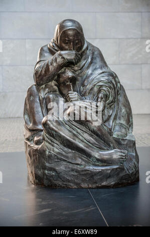 Deutschland, Deutschland, Berlin, Hauptstadtkulturfonds, Hauptstadt, Gendarmenmarkt, Kaethe Kollwitz, Neue Wache, Mutter und Sohn, Stockfoto