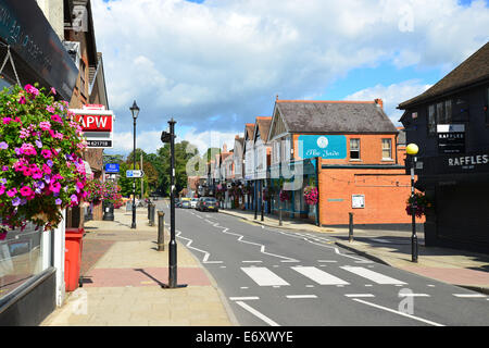 Sunninghill, High Street, Berkshire, England, Vereinigtes Königreich Stockfoto