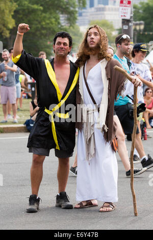 Philadelphia, Pennsylvania, USA. 31. August 2014. ROCKY und JESUS Imitatoren besuchen das Budweiser Made in America-Musik-Festival in Philadelphia, Pennsylvania Credit: Daniel DeSlover/ZUMA Draht/Alamy Live News Stockfoto